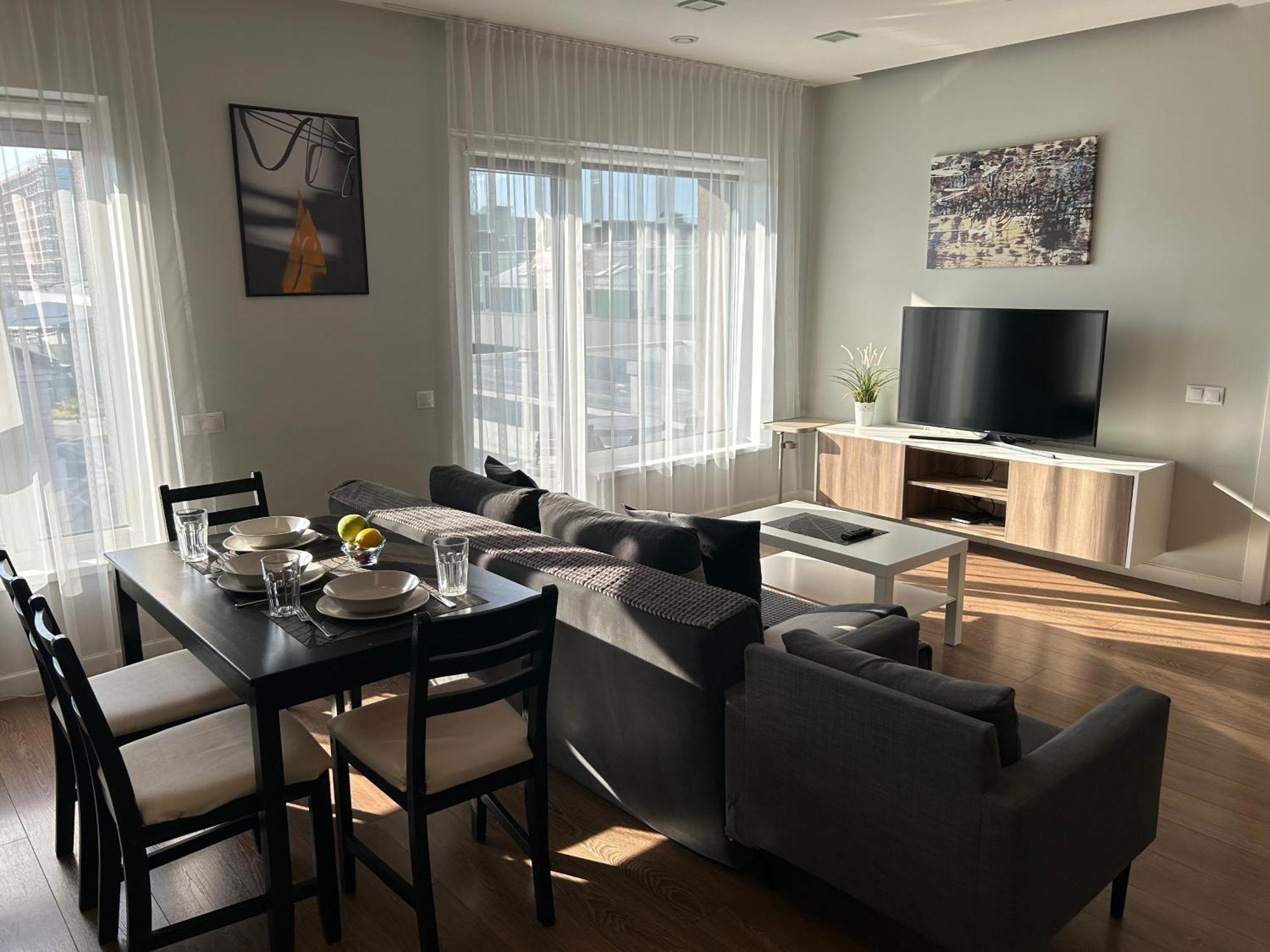 Your Home - Spacious Apartment In City Center, With Balcony & Self Check-In VNO Exterior foto